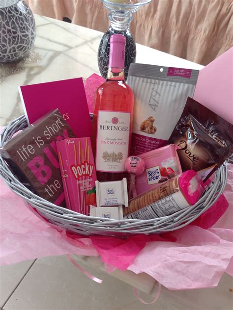 diy gift hamper for best friend
